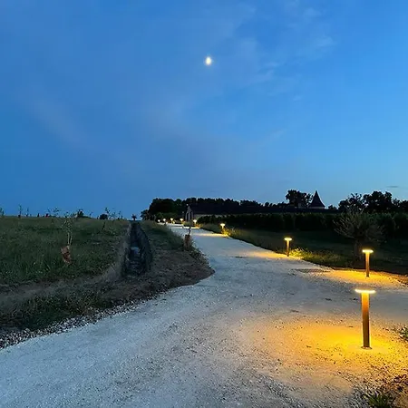 'sable' Vineyard Cabin At Chateau Puynard キャンプ場 *